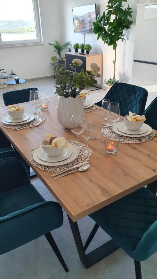 Seaview Apartment Свети свети Филип и Яков Екстериор снимка